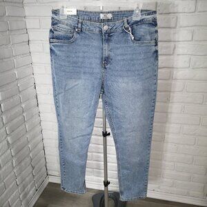 NWT Refuge Denim Rio Ladies Size 15 Mid Rise Push Up Light Wash Stretch Jeans